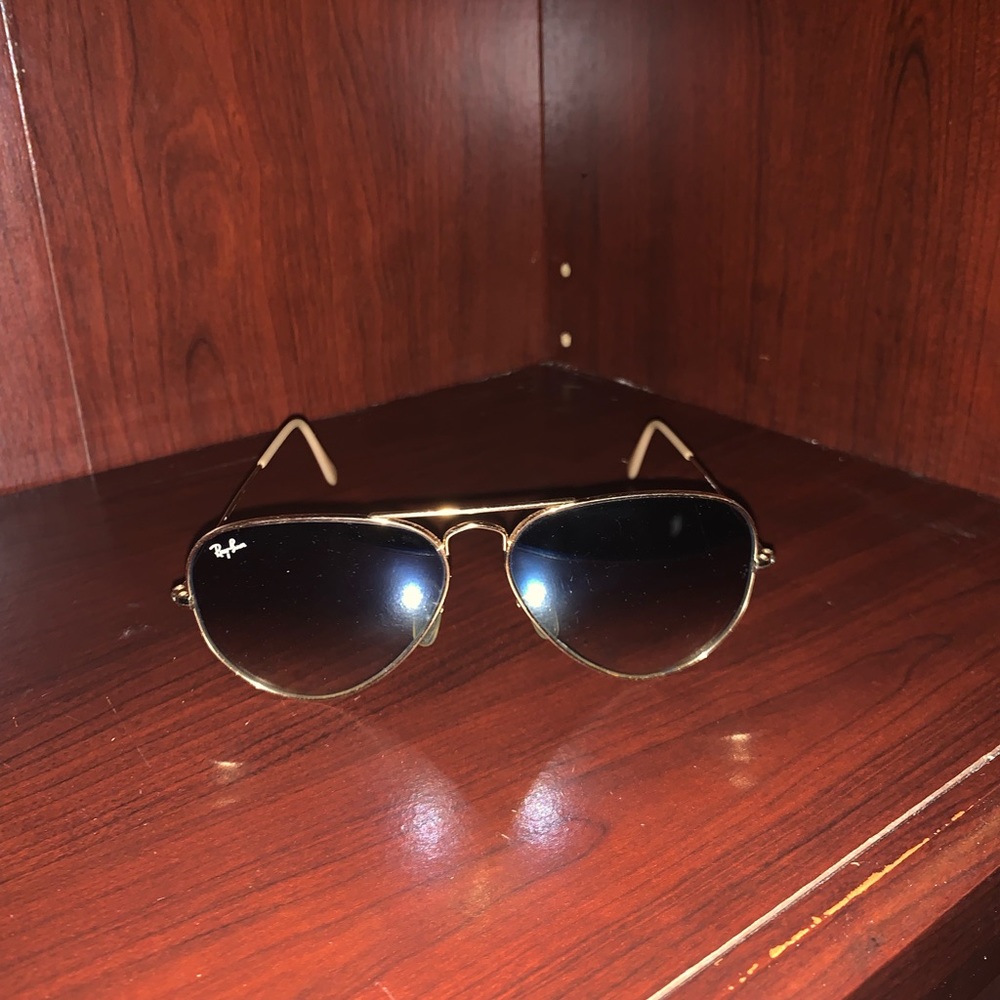 Ray Ban Aviator style sunglasses